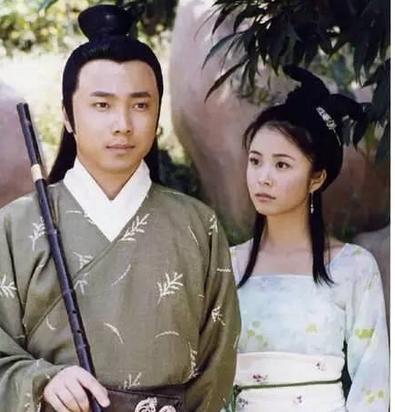  她与大23岁影帝相爱8年却遭抛弃 被指小三转正婚礼不见新郎 