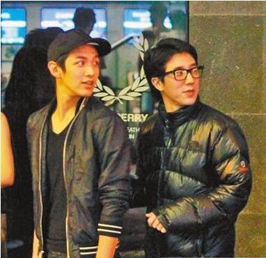 拼爹！有成龙撑腰房祖名低调复出 一同吸毒的柯震东好惨