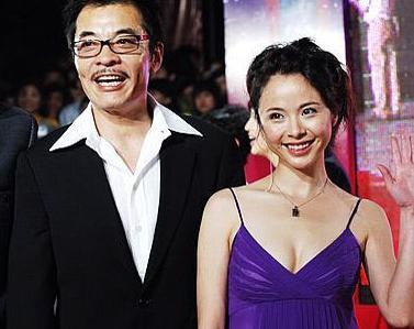  她与大23岁影帝相爱8年却遭抛弃 被指小三转正婚礼不见新郎 