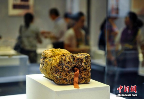 新疆展出217件和田出土文物 再现丝路文明交融轨迹