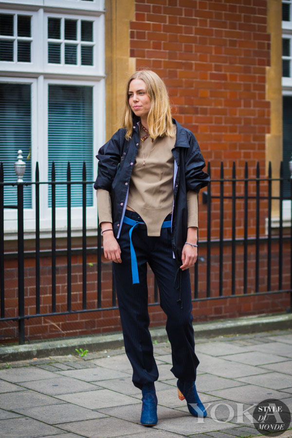 时髦Si典|解救冬日裤难症,万能烟管裤送你瘦美腿!