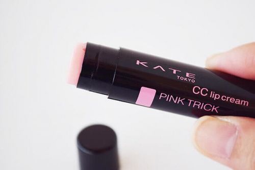 拒绝唇部干燥 日媒推荐三款平价唇膏