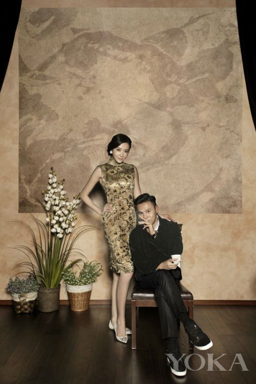 熊黛林把婚纱照拍成恋爱电影 黑色反骨自带女王范儿