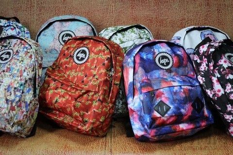 说到冬天最完美的包包,那必须是一款美美的双肩包!