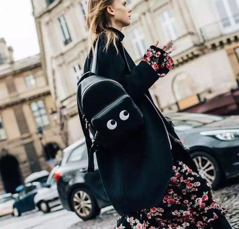 说到冬天最完美的包包,那必须是一款美美的双肩包!