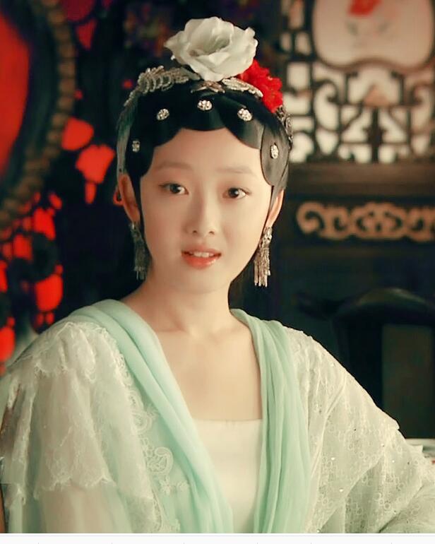 圣诞大轰趴 蒋梦婕教你HOLD全场