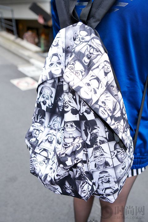 说到冬天最完美的包包,那必须是一款美美的双肩包!