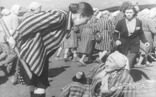 \ “胸大貌美”就得死,这个年仅20岁的女魔头嫉妒心是有多强!