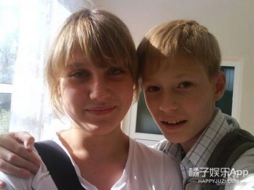 俄罗斯男模:长发比女人美,短发帅过无数男人