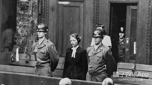 \ “胸大貌美”就得死,这个年仅20岁的女魔头嫉妒心是有多强!