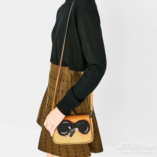 Zara新推十二星座包包，299元是便宜，但是颜值也差太大了吧！