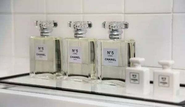 签下胡歌,CHANEL一年到头吆喝香水?