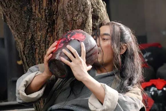 厉害了！武汉一教授研发喝不醉酒 千杯不醉或将实现
