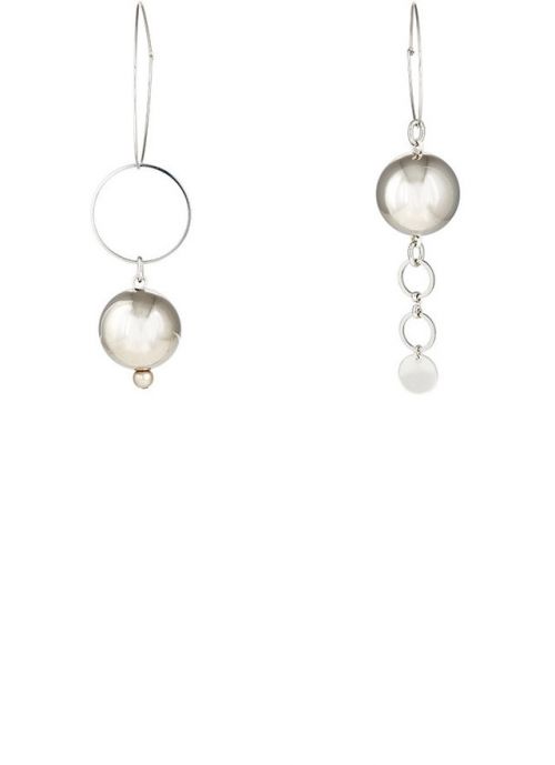 嫩模Emily痴迷hoop耳环!这个五圈及肩款创意满分