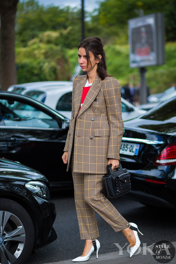 时髦Si典|解救冬日裤难症,万能烟管裤送你瘦美腿!