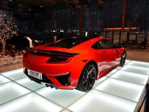 预售300万元 新一代讴歌NSX今晚上市