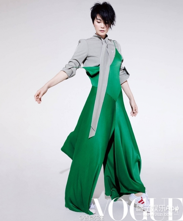 天后王菲霸气复出禁欲风大片太撩人!天后魅力不可挡!