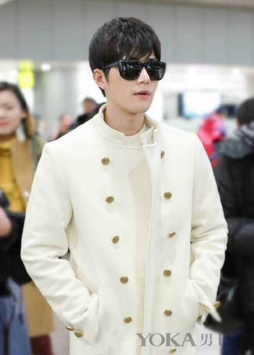 原来他们用了6招心机 才把大衣穿得如此优雅绅士