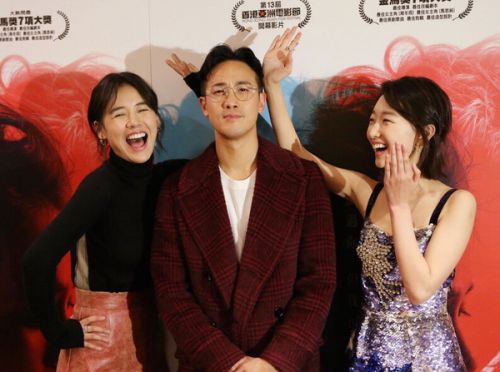 周冬雨马思纯变时尚新贵 时髦闺蜜装碾压众小花