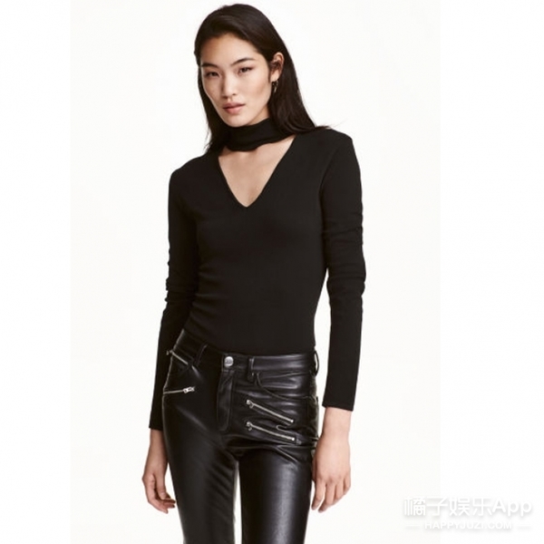 \ 暮光女大跳钢管舞,帅T耍酷、玩性感都