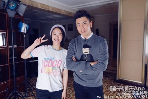 \ 香奈儿好几年不出T恤,一出立马就成了爆款,明星们都抢着穿