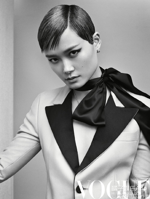 野蛮生长!细数那些只有李宇春才能Hold住的疯狂眼线