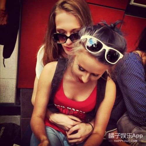 俄罗斯男模:长发比女人美,短发帅过无数男人