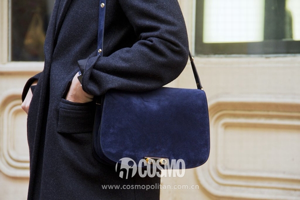 街拍饰品集锦 这些鞋包卖的贵是有道理的!