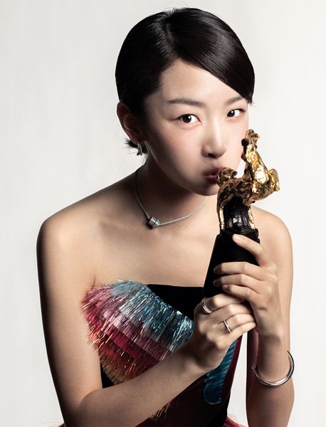 金马奖入围明星握小金马大片,范冰冰范伟都秀了啥