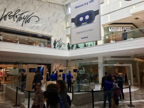 Facebook机场设VR体验店 少数观众眩晕
