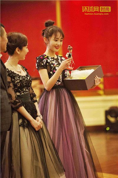 孙耀琦《一年级》凭暖心率性逆袭 含泪回顾演艺坎坷路