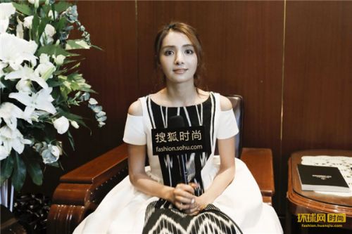 “非遗”炒热时装周  程应奋的艾德莱斯情结