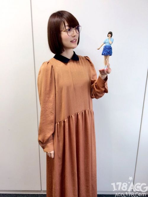 三井住友VISA卡为花泽香菜制作手办？！快来看