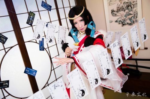 麻麻！我要解锁她！「阴阳师」八百比丘尼COS欣赏！