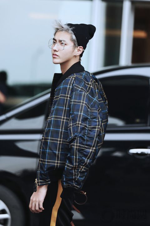 不仅仅是代言，吴亦凡更是用自己的方式演绎英伦风