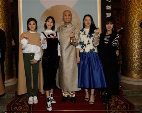 许馨尹发布最新设计，Vicky’Z亲子文化传遍全“球”