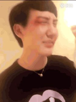 尚雯婕直播撞脸刘梓晨？ 原谅我真的不懂雷母的时尚