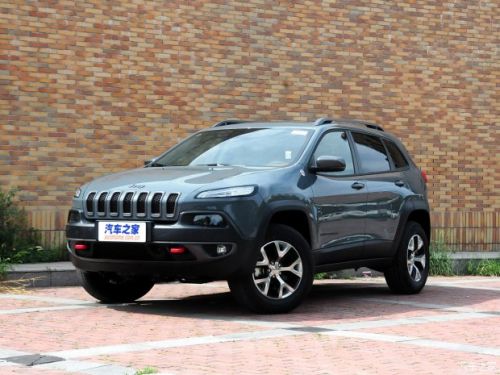 存溜车隐患 Jeep召回部分进口自由光