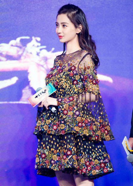 杨颖林心如“带球”忙工作 实力演绎越孕越美丽