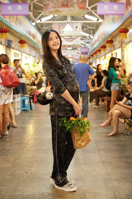 杨颖林心如“带球”忙工作 实力演绎越孕越美丽
