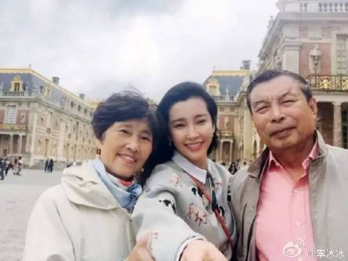 李冰冰都在这样穿，教你40岁变20岁！