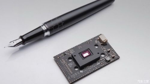 可投射路标 奔驰发布Digital Light大灯