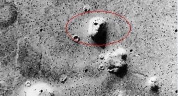 火星表层灵异照片引人讨论 到底是人脸还是山丘