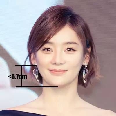 王菲剪掉长发 回到了颜值巅峰期