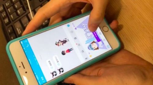QQ把游戏放进聊天框，这一点Facebook和微信都没做到