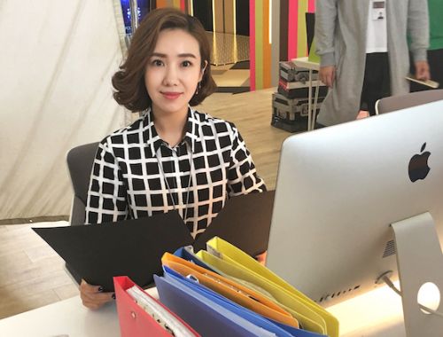 秋季职场白领如何打扮 跟随马丁学穿衣