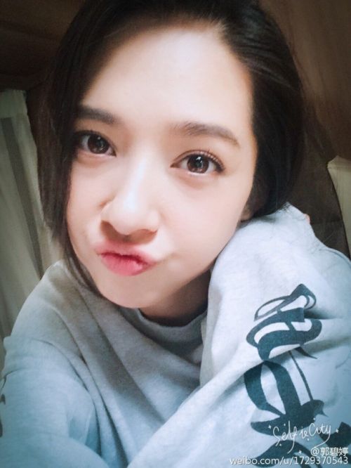 原来我们和动漫少女之间，只有一个特效的距离