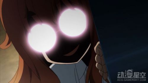 《这个美术社大有问题》第9话先行图 部长放开那个萝莉