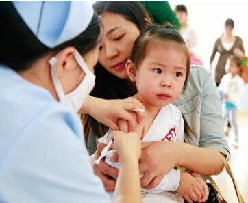 外媒：“问题疫苗”暴露监管漏洞 中国决心彻查