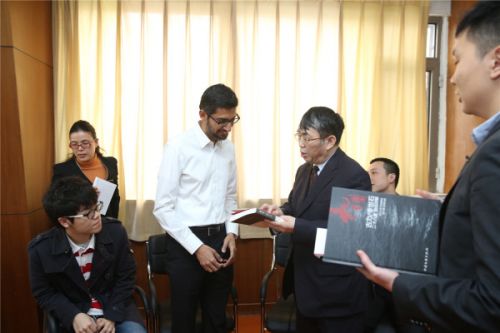 柯洁卫冕三星杯冠军 坦言不能打败“阿尔法狗”